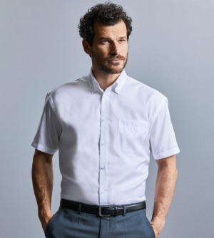 Russell Shortsleeve Classic Ultimate Non-Iron heren Shirt